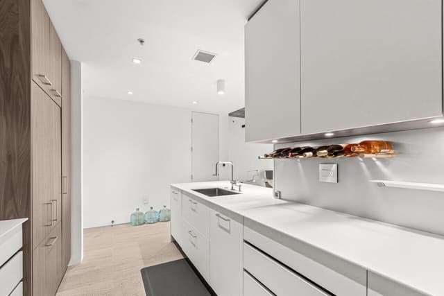 300 S AUSTRALIAN Avenue # 1104, West Palm Beach FL 33401 - West Palm Beach, FL - Photo 5