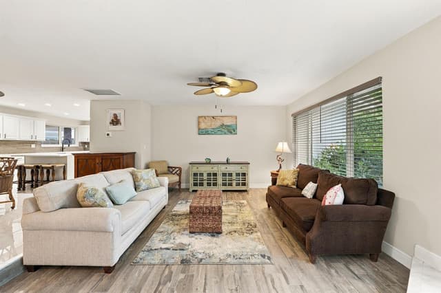 3590 Lakeview Drive, Delray Beach FL 33445 - Delray Beach, FL - Photo 5