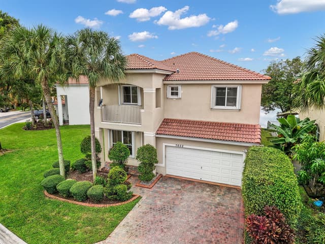 7652 NW 23RD Street, Pembroke Pines FL 33024 - Pembroke Pines, FL - Photo 2
