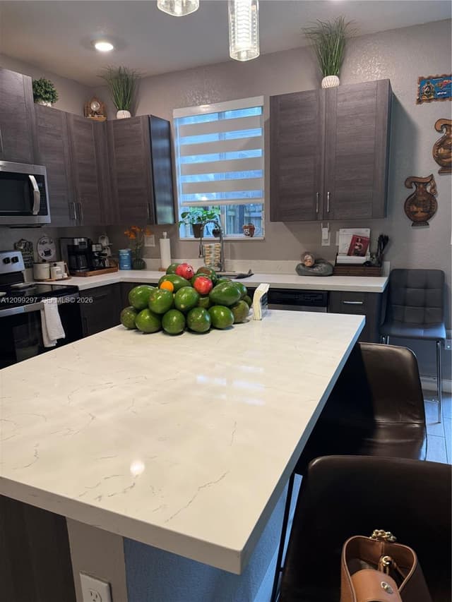 1020 SE 23rd Ter, Homestead FL 33035 - Homestead, FL - Photo 5