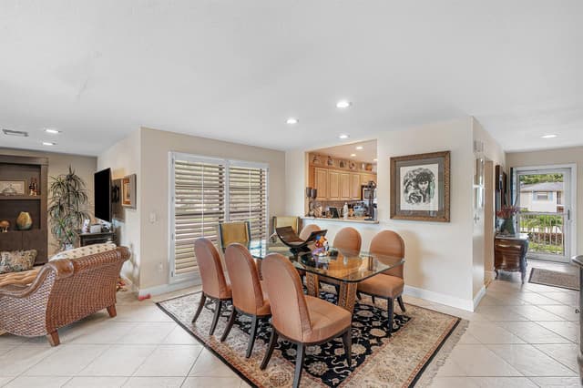 12 WESTGATE Lane # 12D, Boynton Beach FL 33436 - Boynton Beach, FL - Photo 6