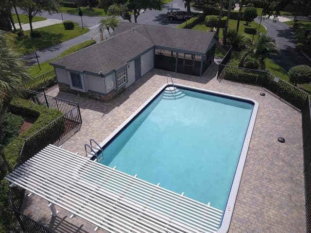6603 Stratford Drive, Parkland FL 33067 - Parkland, FL - Photo 6