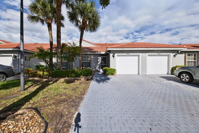 8464 LOGIA Circle, Boynton Beach FL 33472 - Boynton Beach, FL - Photo 2