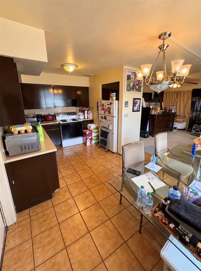 3271 NW 182nd St, Miami Gardens FL 33056 - Miami Gardens, FL - Photo 4