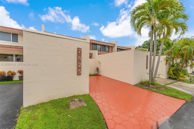 7625 SW 106th Ave, Miami FL 33173 - Miami, FL - Photo 3