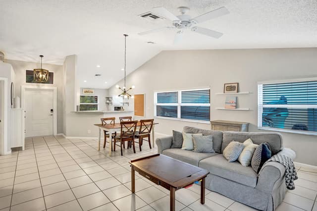 3763 S LANCEWOOD Place, Delray Beach FL 33445 - Delray Beach, FL - Photo 5