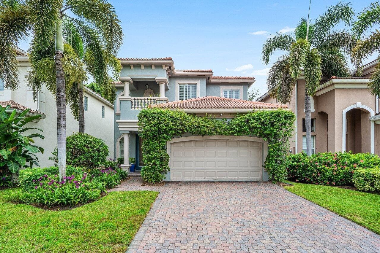 10 Country Lake Trail, Boynton Beach FL 33436 - Boynton Beach, FL - Photo 1