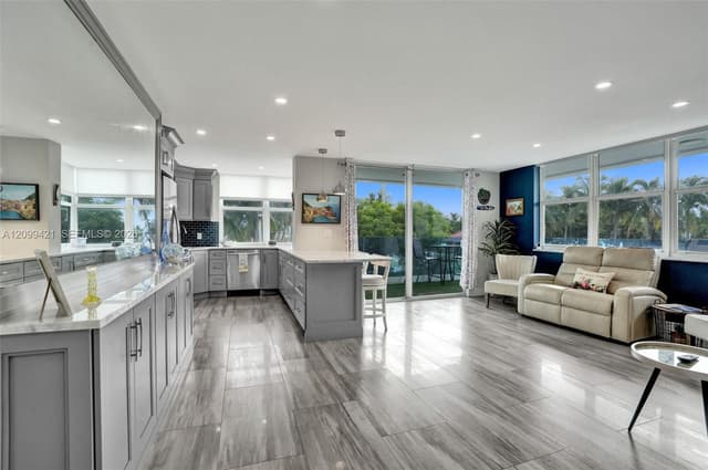 2639 N Riverside Dr # 203, Pompano Beach FL 33062 - Pompano Beach, FL - Photo 5