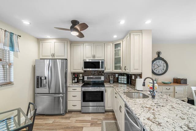 250 NE 20th Street # 230, Boca Raton FL 33431 - Boca Raton, FL - Photo 3