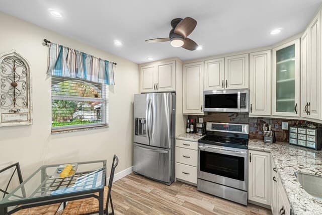 250 NE 20th Street # 230, Boca Raton FL 33431 - Boca Raton, FL - Photo 4