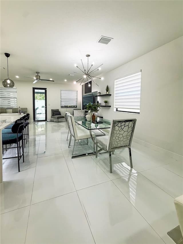 3418 W 108th St, Hialeah FL 33018 - Hialeah, FL - Photo 3