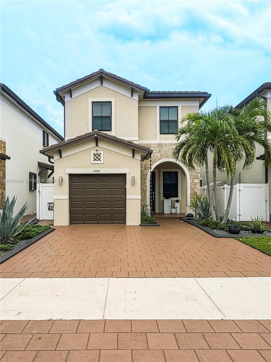 3418 W 108th St, Hialeah FL 33018 - Hialeah, FL - Photo 1