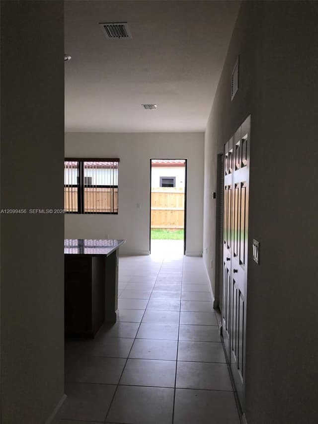 3452 SE 2nd Dr, Homestead FL 33033 - Homestead, FL - Photo 6