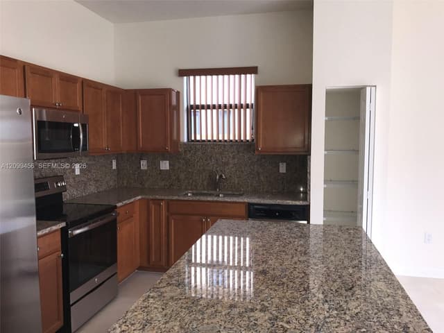 3452 SE 2nd Dr, Homestead FL 33033 - Homestead, FL - Photo 3