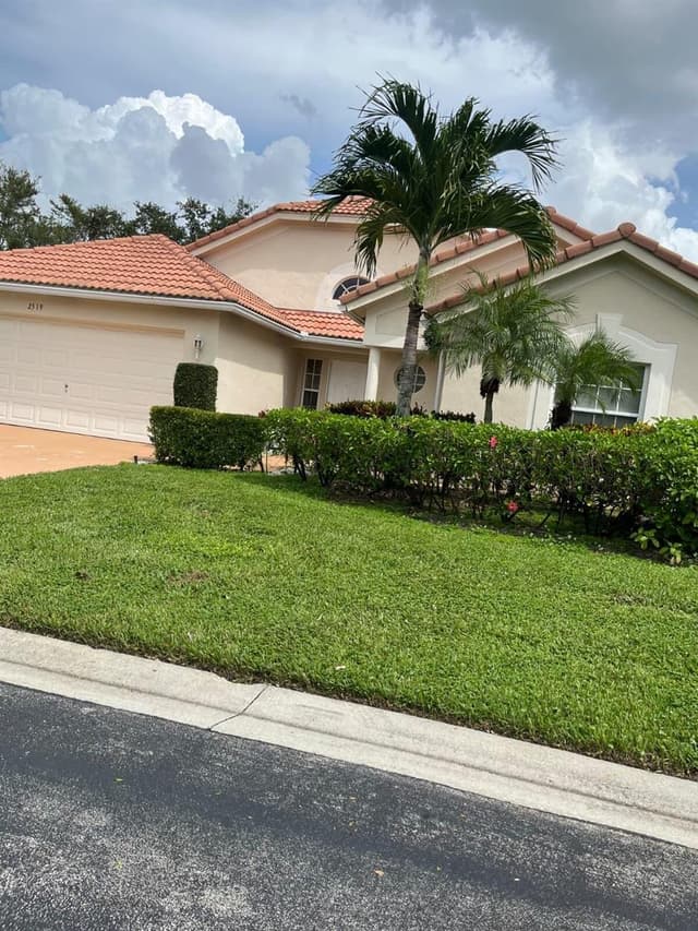 2519 EGRET LAKE Drive, FL 33413 - Photo 2