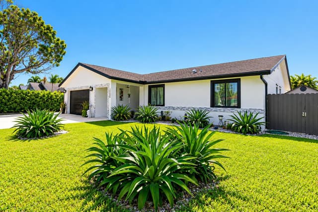 16580 SW 299th Terrace, Homestead FL 33033 - Homestead, FL - Photo 4