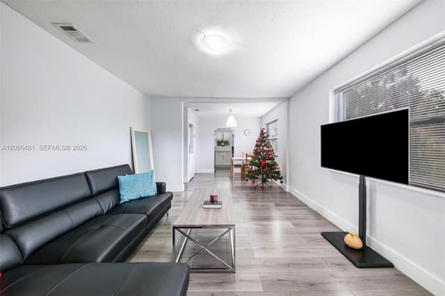 1244 NW 45th St, Miami FL 33142 - Miami, FL - Photo 4