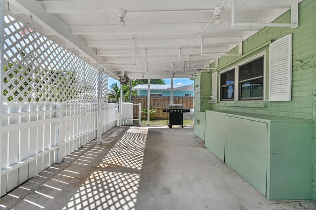 12229 COLONY Avenue, Palm Beach Gardens FL 33410 - Palm Beach Gardens, FL - Photo 2