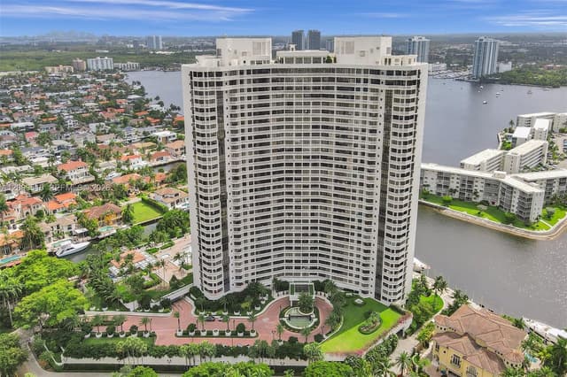1000 W Island Blvd # 2909, Aventura FL 33160 - Aventura, FL - Photo 2