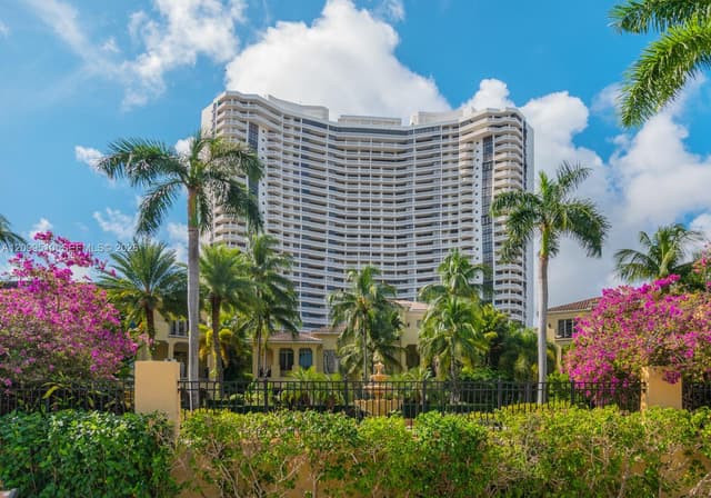 1000 W Island Blvd # 2909, Aventura FL 33160 - Aventura, FL - Photo 4