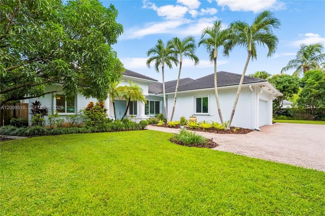 15255 SW 80th Ave, Palmetto Bay FL 33157 - Palmetto Bay, FL - Photo 2