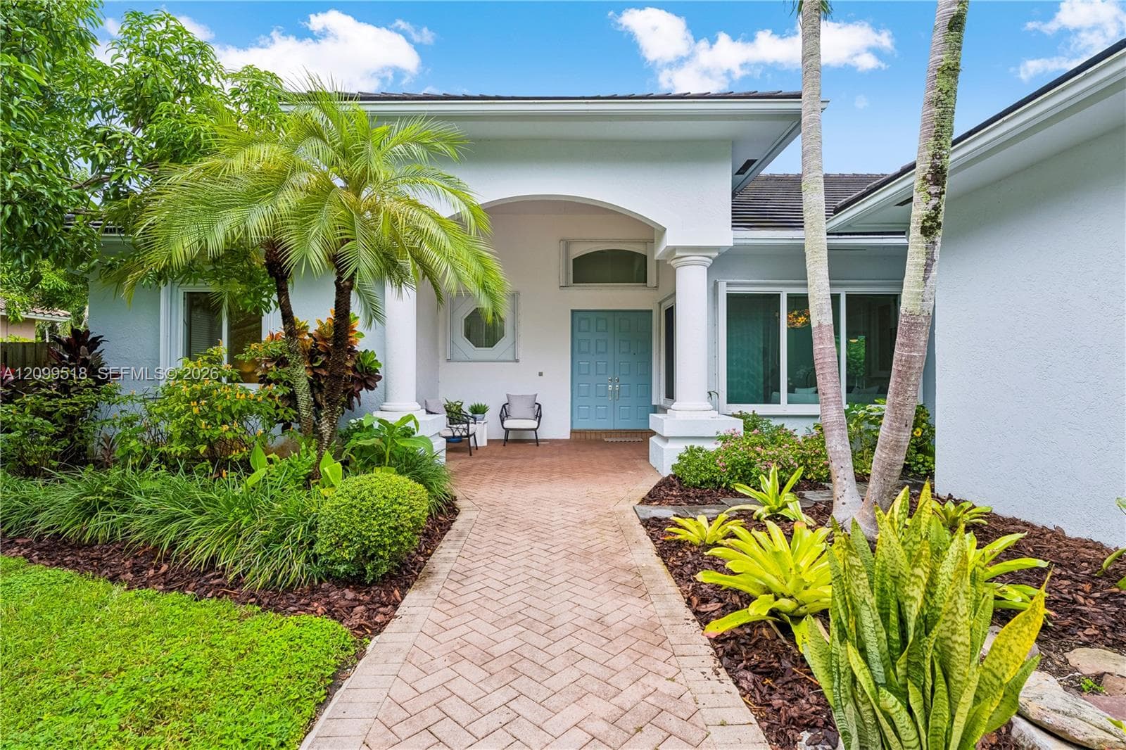 15255 SW 80th Ave, Palmetto Bay FL 33157 - Palmetto Bay, FL - Photo 1