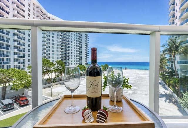 3801 S OCEAN Drive # 4Y, Hollywood FL 33019 - Hollywood, FL - Photo 2