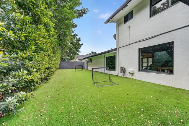 10411 SW 146th Pl, Miami FL 33186 - Miami, FL - Photo 7