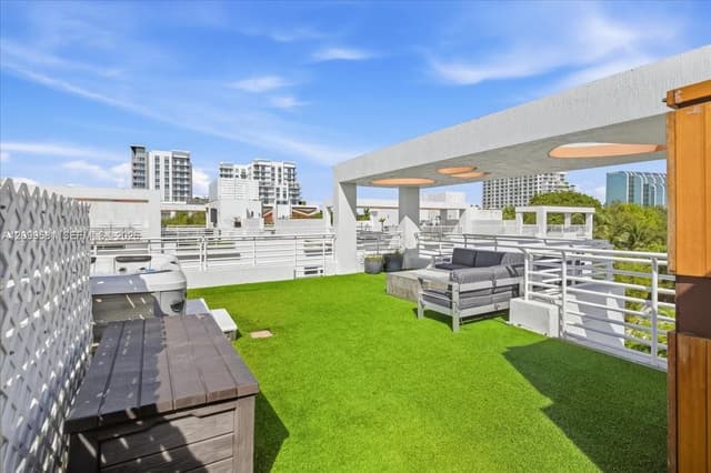 455 NE 39th St # 202, Miami FL 33137 - Miami, FL - Photo 6