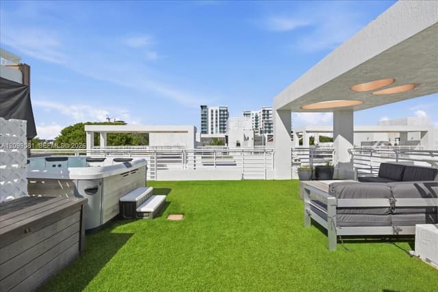 455 NE 39th St # 202, Miami FL 33137 - Miami, FL - Photo 7