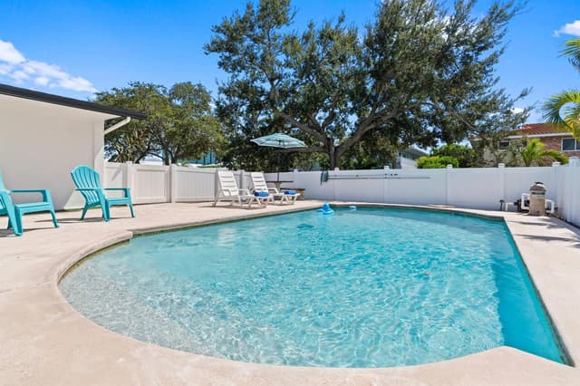 2121 NE 51st Court, Fort Lauderdale FL 33308 - Fort Lauderdale, FL - Photo 5