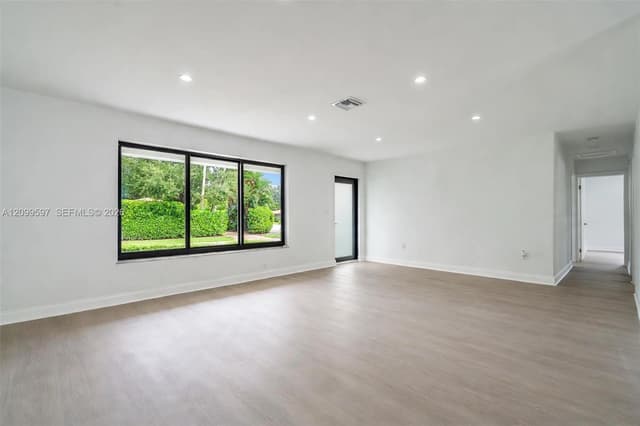 10 NW 100th St, Miami Shores FL 33150 - Miami Shores, FL - Photo 3