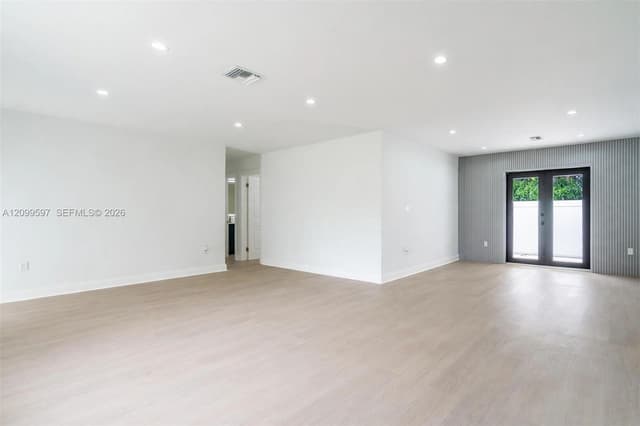 10 NW 100th St, Miami Shores FL 33150 - Miami Shores, FL - Photo 5