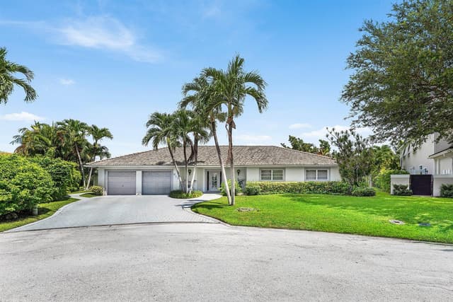 611 Phillips Drive, Boca Raton FL 33432 - Boca Raton, FL - Photo 3