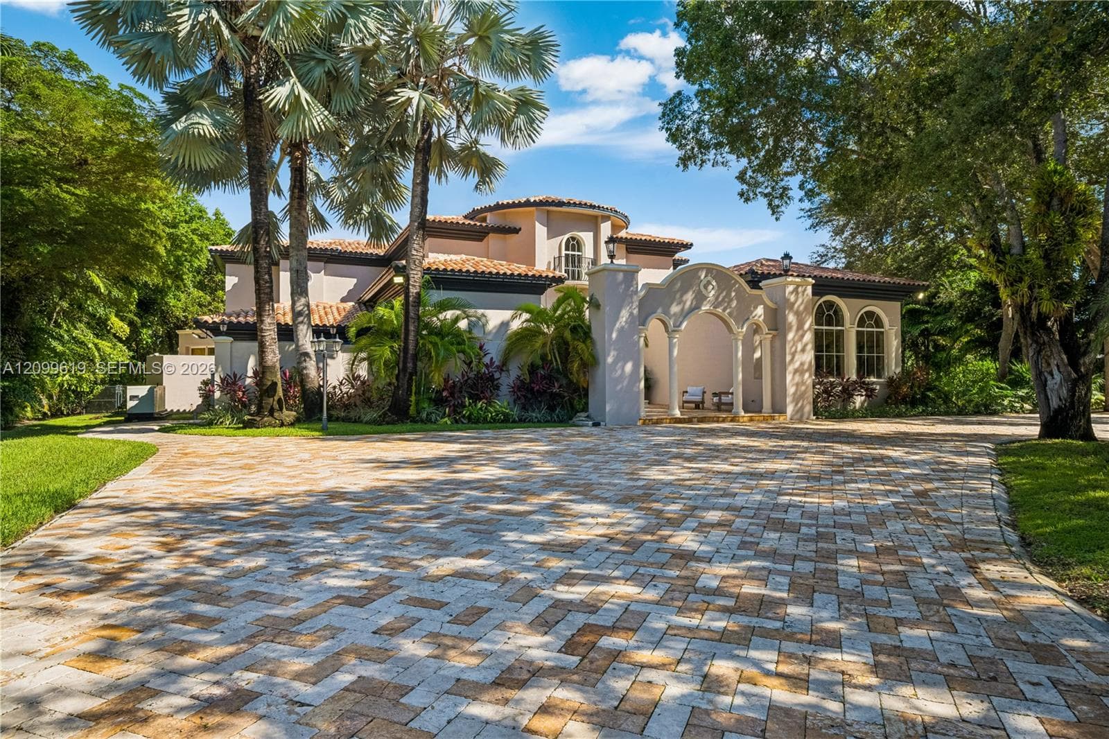 7837 SW 117th St, Pinecrest FL 33156
