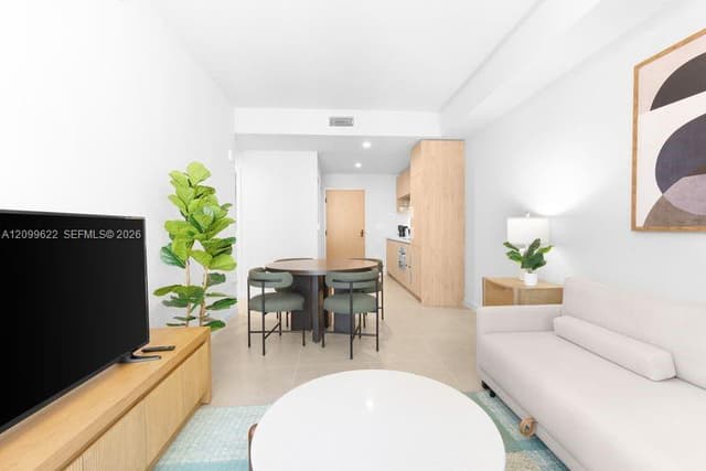 11 NE 6th St # 510, Miami FL 33132 - Miami, FL - Photo 4