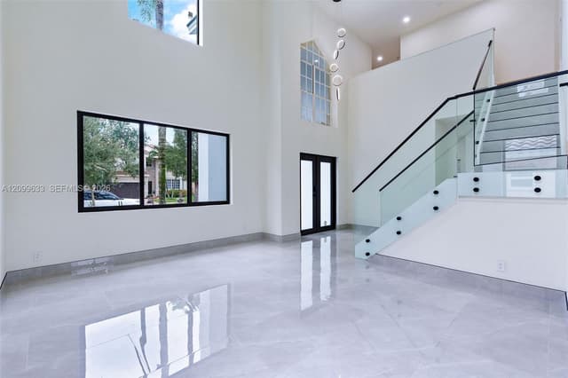 149 Cameron Dr, Weston FL 33326 - Weston, FL - Photo 7