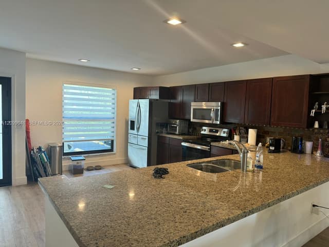 3720 NE 167th St # 39, North Miami Beach FL 33160 - North Miami Beach, FL - Photo 3