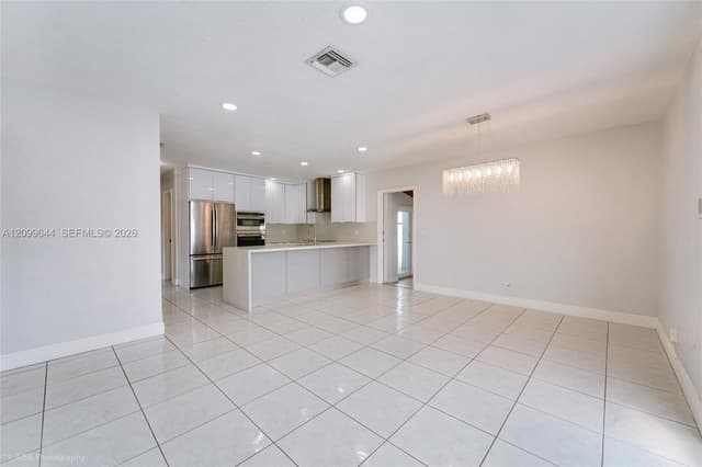 6660 W 13th Ave, Hialeah FL 33012 - Hialeah, FL - Photo 4