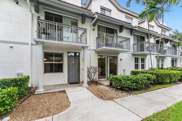 2030 Alta Meadows Lane # 1211, Delray Beach FL 33444 - Delray Beach, FL - Photo 2