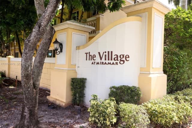 8932 SW 18th St, Miramar FL 33025 - Miramar, FL - Photo 3