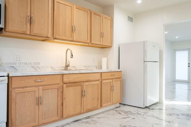 3201 SW 48th Ave, West Park FL 33023 - West Park, FL - Photo 2