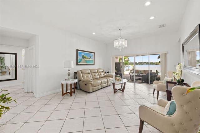 19310 SW 88th Ct, Cutler Bay FL 33157 - Cutler Bay, FL - Photo 6