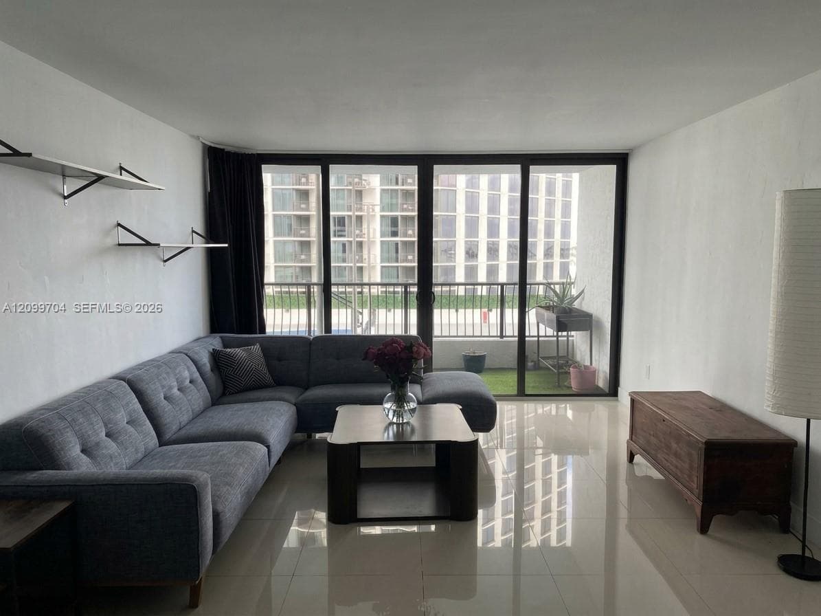 555 NE 15th St # 10F, Miami FL 33132 - Miami, FL - Photo 1