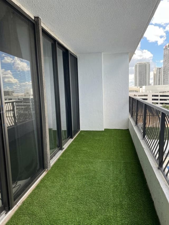 555 NE 15th St # 10F, Miami FL 33132 - Miami, FL - Photo 5