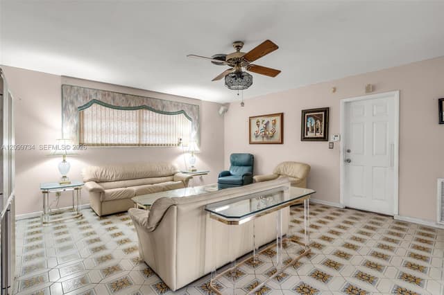 7200 S Miami Lakeway S, Miami Lakes FL 33014 - Miami Lakes, FL - Photo 6