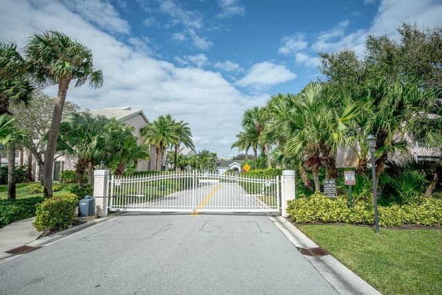 4205 FAIRWAY Drive N # 4205, Jupiter FL 33477 - Jupiter, FL - Photo 5