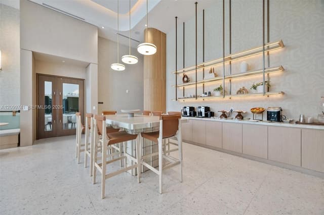 2411 Laguna Circle # 2211, Miami FL 33180 - Miami, FL - Photo 3