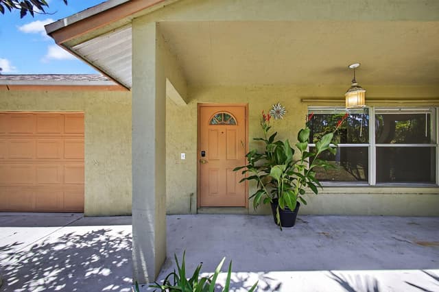 16971 W Mayfair Drive W, FL 33470 - Photo 3