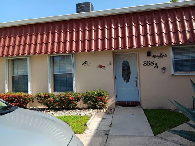868 Worcester # A, Lake Worth FL 33467 - Lake Worth, FL - Photo 2